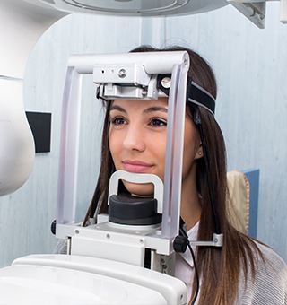 Woman receiving 3D CT scan